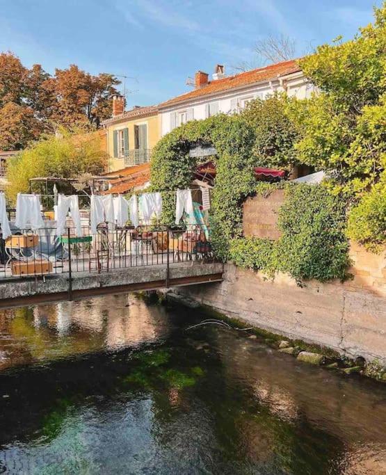 La Loge Familiale: 110M2, Place Rose Goudard, Ac L'Isle-sur-la-Sorgue Exterior photo